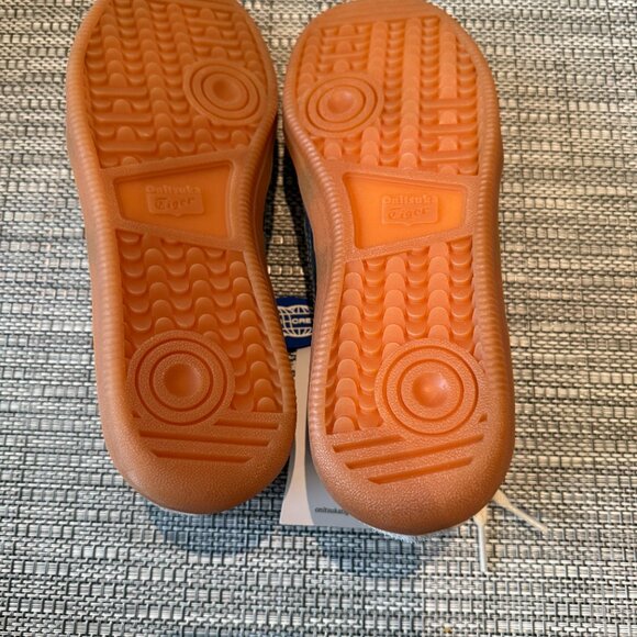 BNIB Onitsuka Tiger Tokuten women's 7 EU 38, Birch/Grey Floss, new in box - Picture 5 of 8